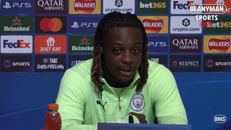 开云体育在线官网-笑着回答！多库：没看阿森纳vs曼联，但枪手输球对我们有利